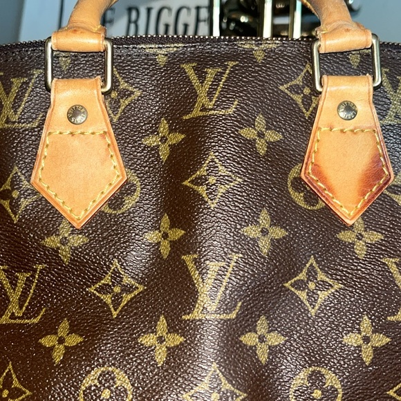 Louis Vuitton Vintage Monogram Canvas, ALMA Shoulder Bag - Picture 13 of 13